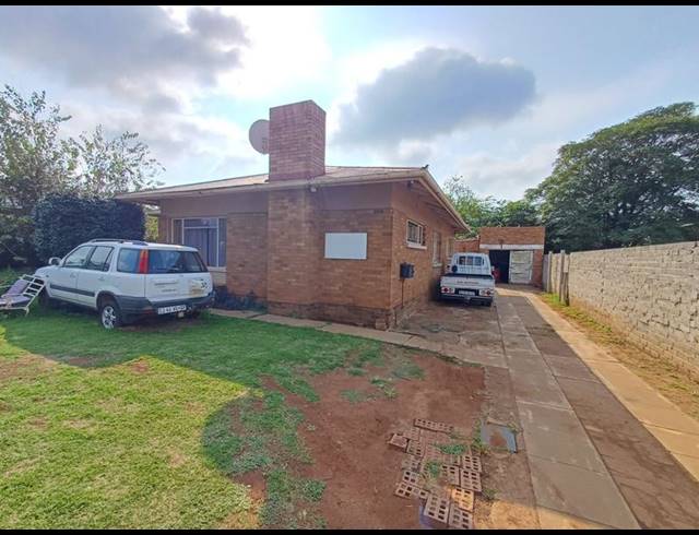4 BEDROOM HOUSE FOR SALE IN VANDERBIJLPARK CW 6